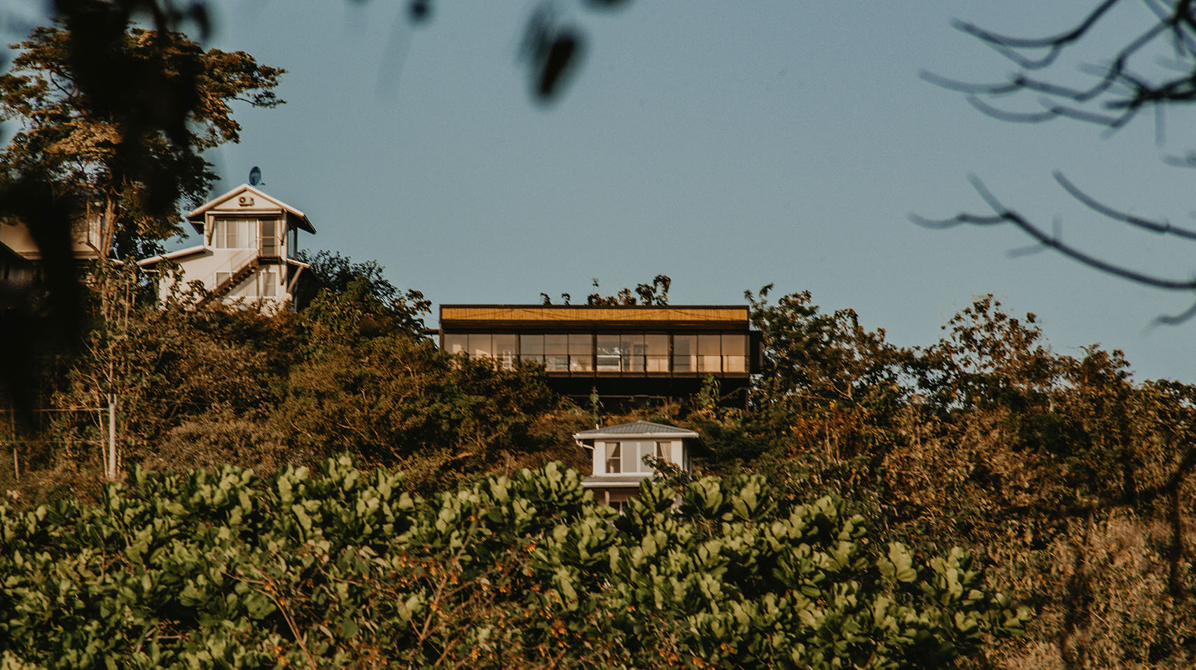 Build a high-quality modular beach or mountain home with a pool, super-fast construction in Panama